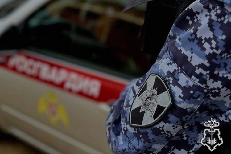 Росгвардейцы задержали гражданина за кражу