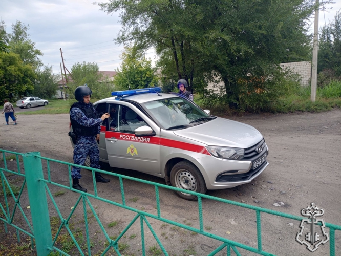 Росгвардия обеспечила безопасность школьных линеек в День знаний