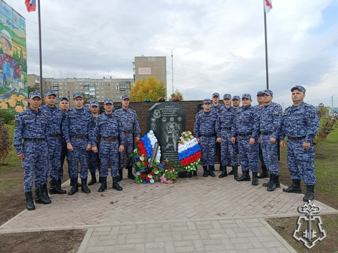 Память о воинах-героях жива