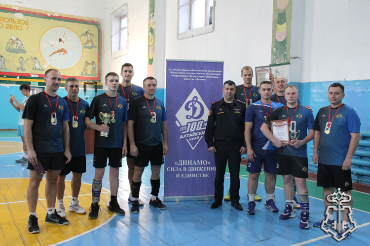 Команда Росгвардии одержала победу на «Кубке вневедомственной охраны по волейболу»