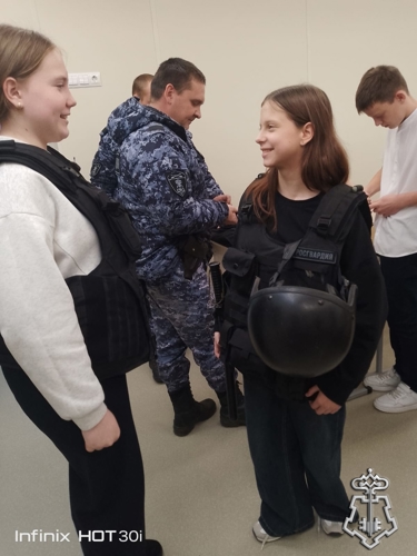 Алтайская Росгвардия вдохновляет юных патриотов