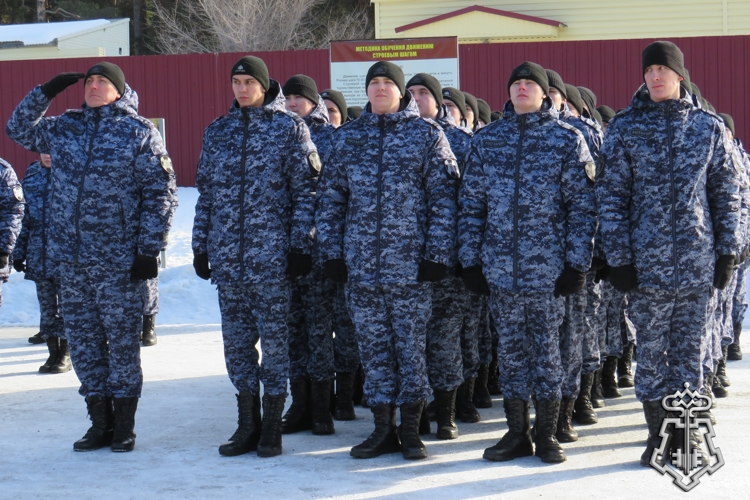 В год десятилетия Росгвардии 30 новых защитников присягнули на верность Родине в Алтайском крае