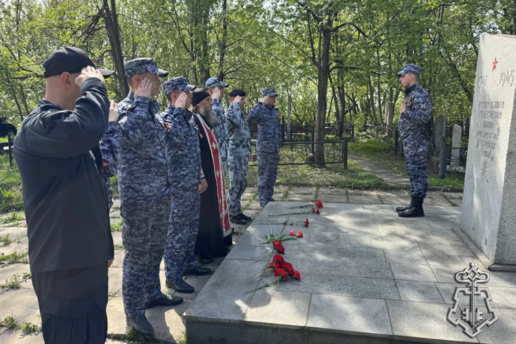 Росгвардейцы Бийска почтили память земляков