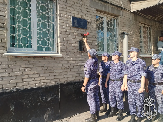В Управлении вневедомственной охраны почтили память трагически погибших товарищей