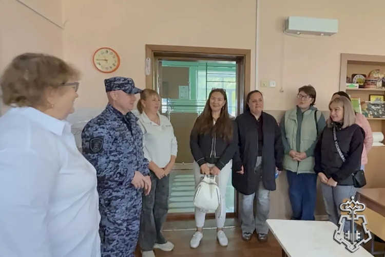 Управление вневедомственной охраны по Алтайскому краю приняло участие в мероприятиях, посвященных началу учебного года в городе Барнауле
