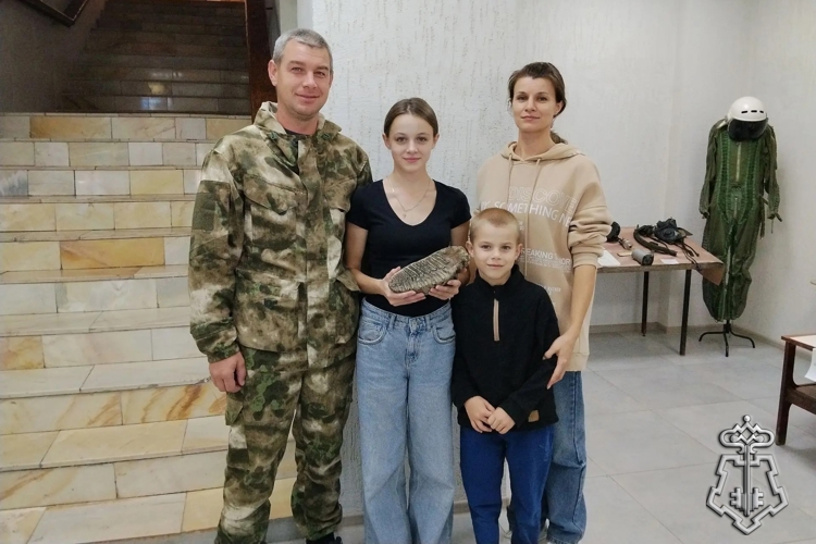 Необычная находка во время семейной прогулки